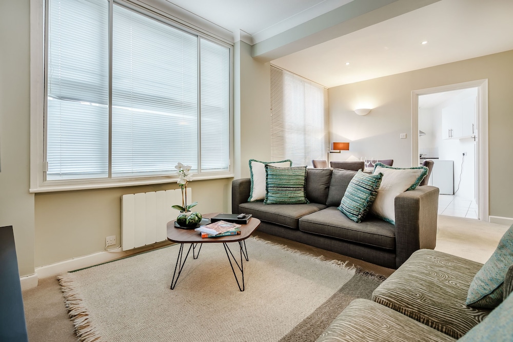 Hill Street Mayfair Apartments