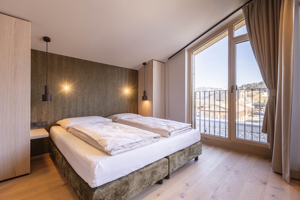 Apartment With 3 Private Terraces