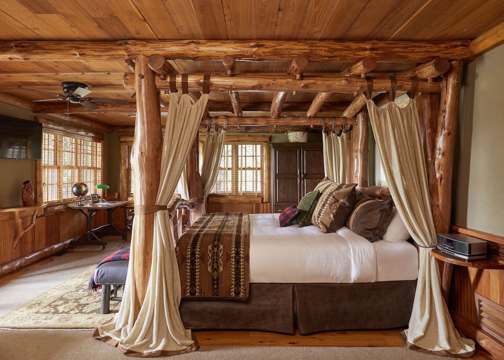 The Chatwal Lodge - Property Image 10