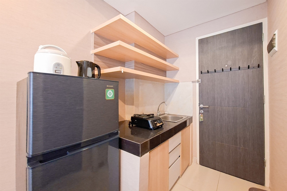 Warm Studio At Serpong Garden Apartment