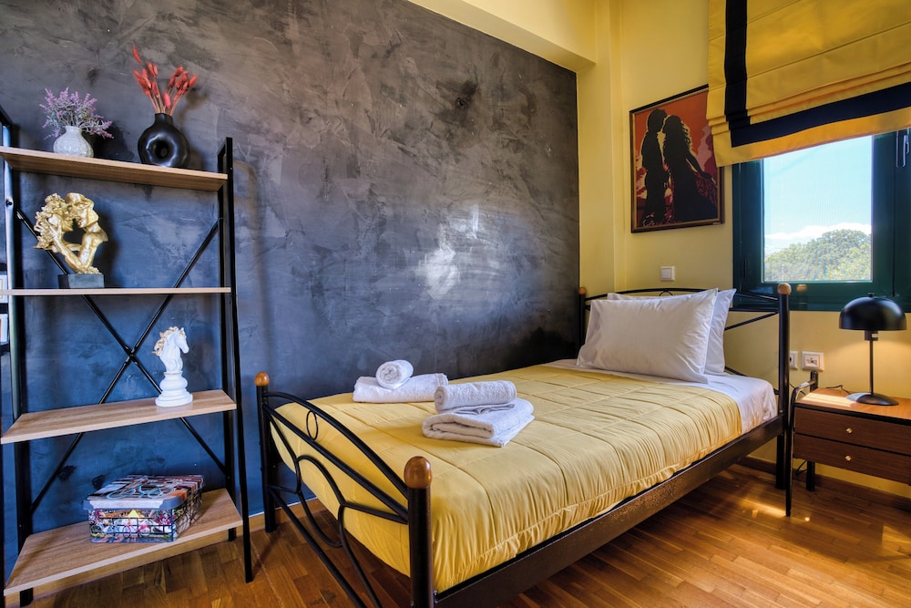 Marilizas Spacious Maisonette