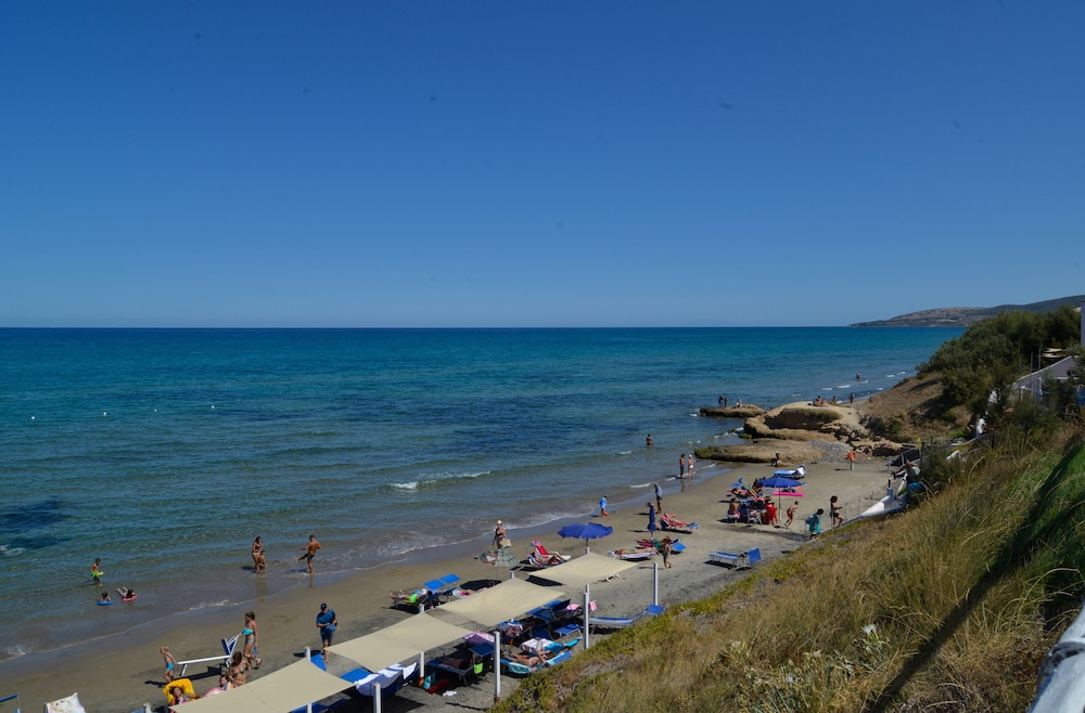 La Plage Resort