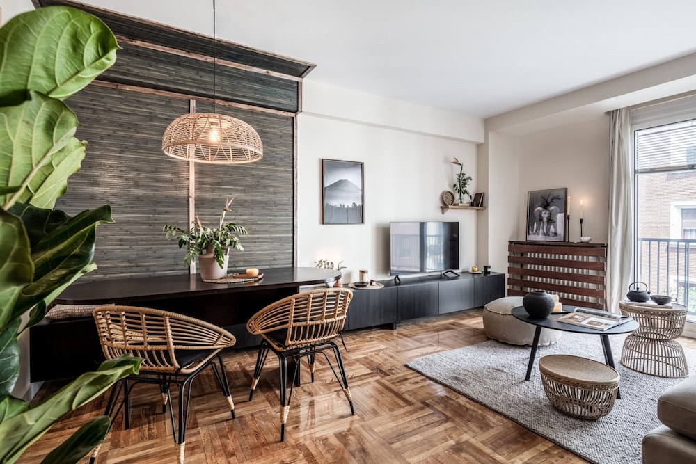 Logo - 2 Bedrooms in Salamanca