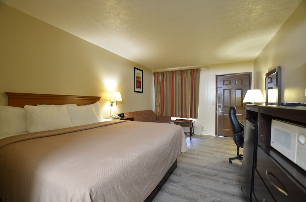 Travelowe's Motel