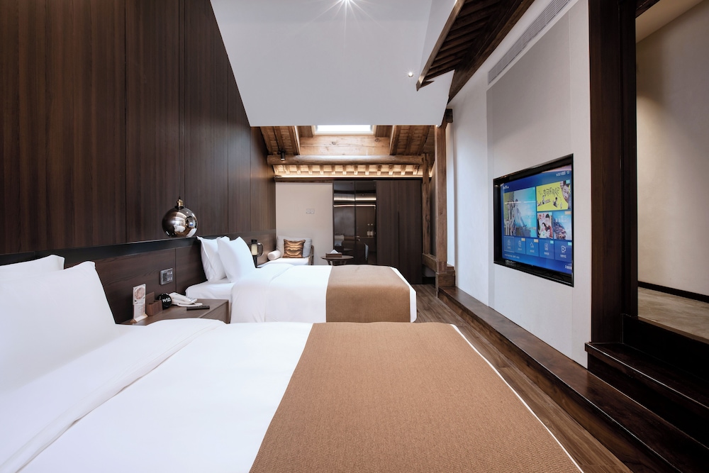 Bajiazhan Yulin Yuchi Homestay