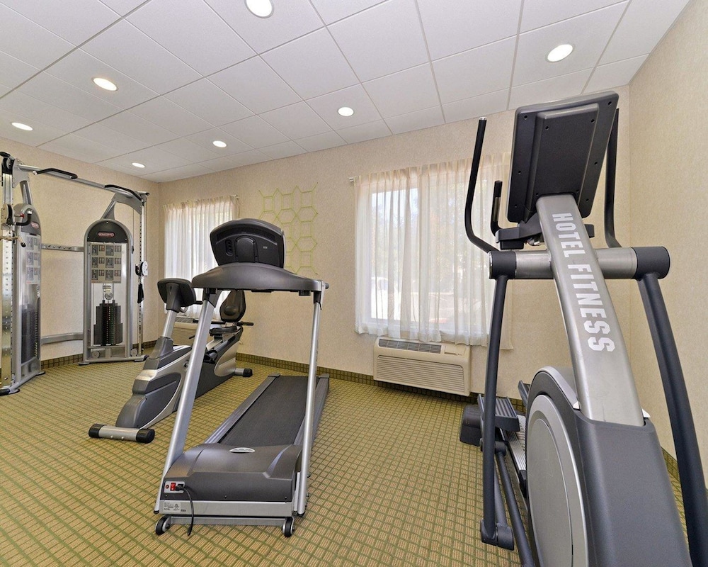 Quality Suites - Property Image 4