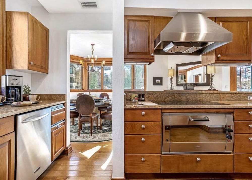 Ski in, Ski out 3 Bedroom Condo at the Beaver Creek Lodge
