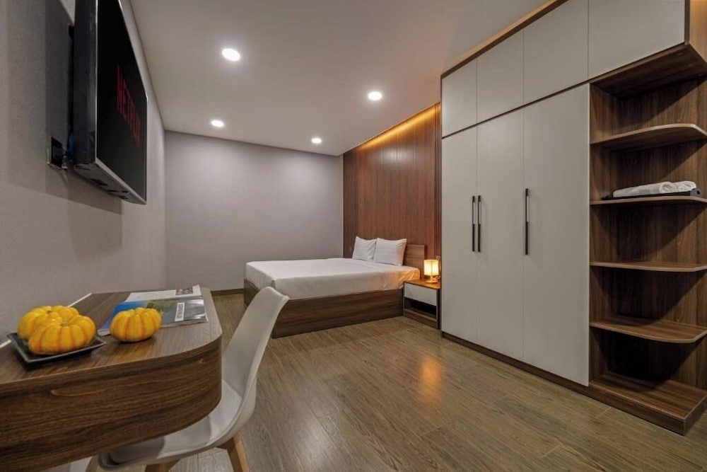 T P Villa