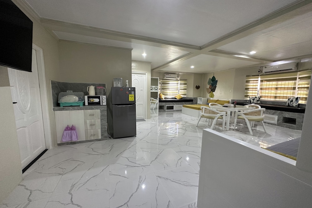 Michael's Homestay - Farm Villa near Patar Beach & Bolinao Falls