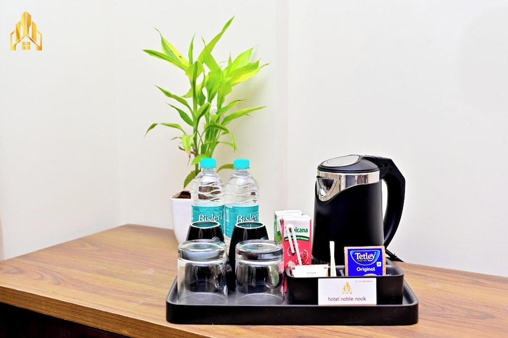 Hotel Noble Nook 100 ft. Road Indiranagar