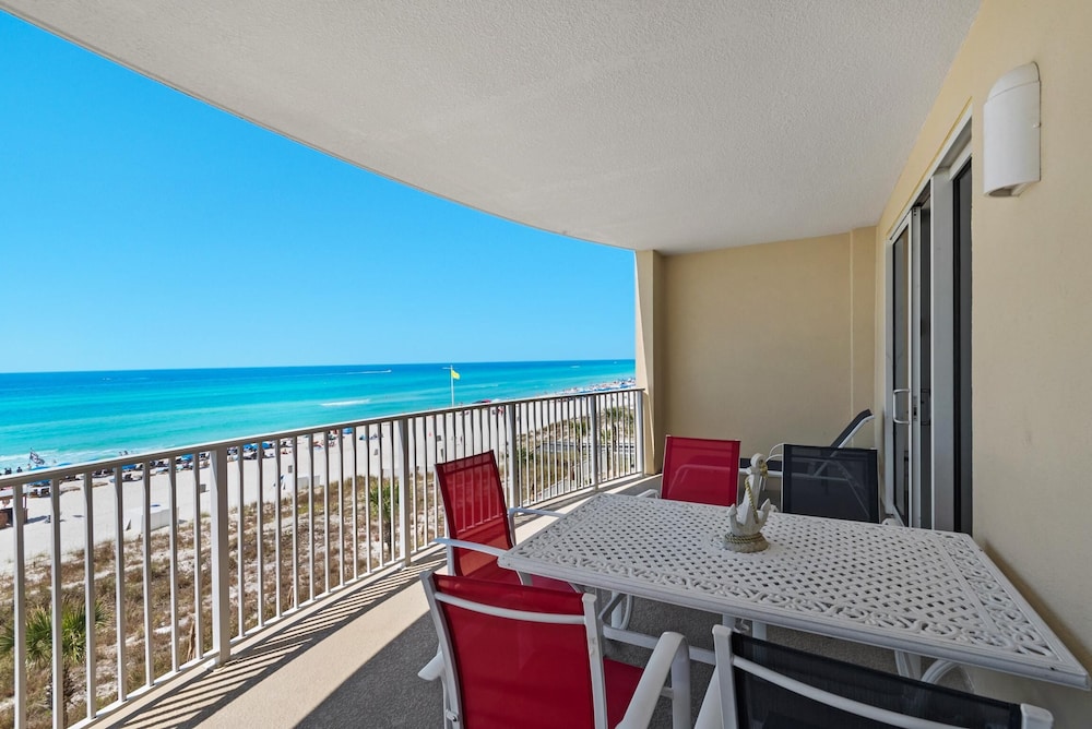 Ocean Villa 405