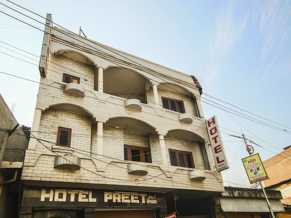 OYO 24753 Hotel Preet view 2