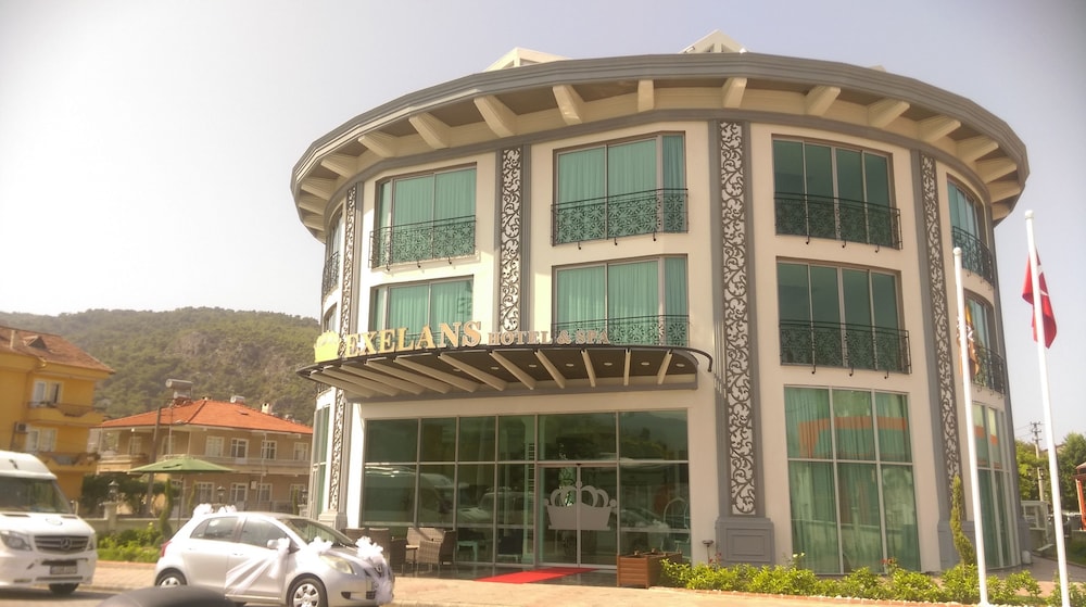 Exelans Hotel & Spa - Image 8
