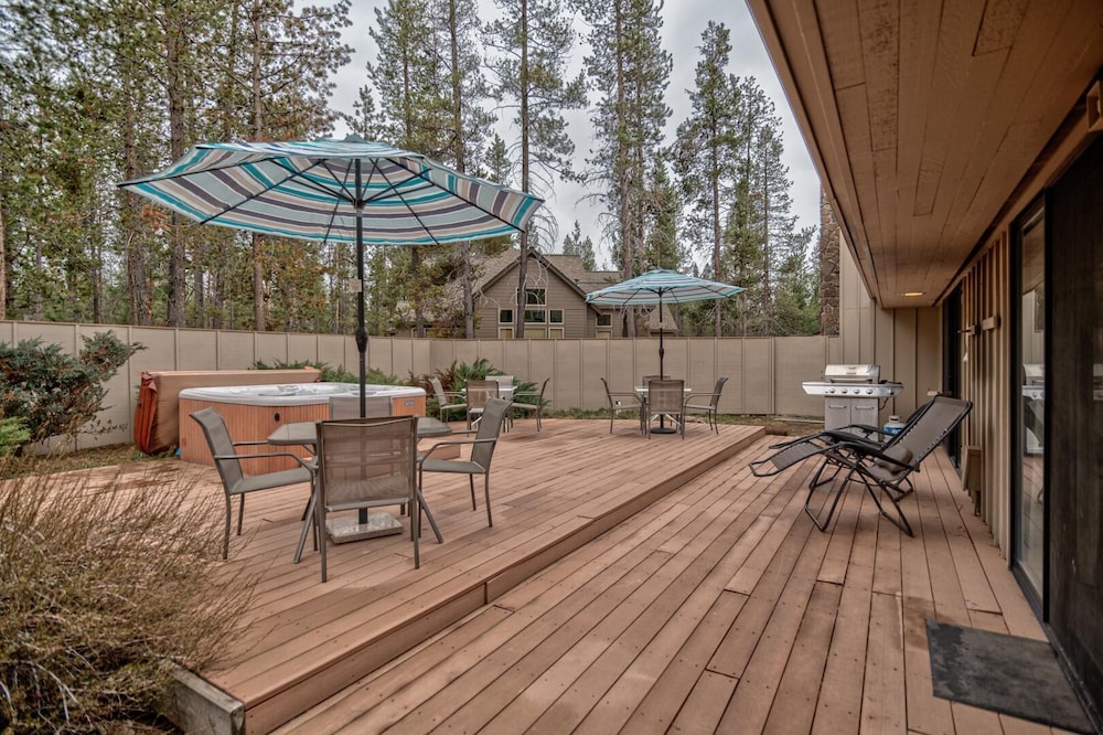 Jackpine Lane 8