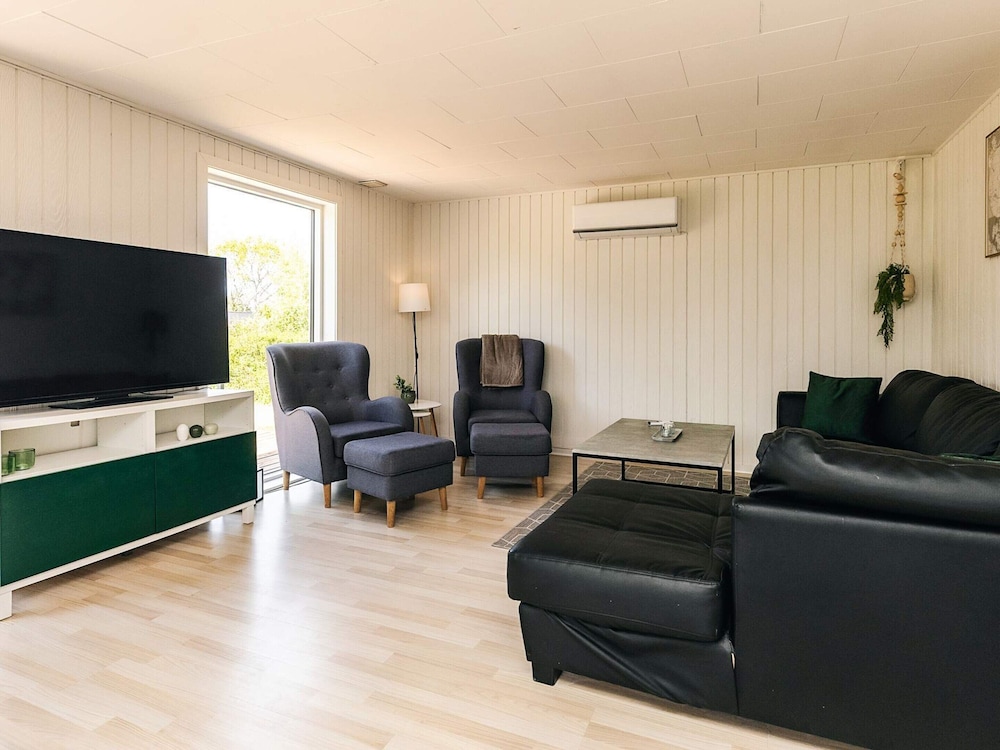 5 Person Holiday Home in Hadsund
