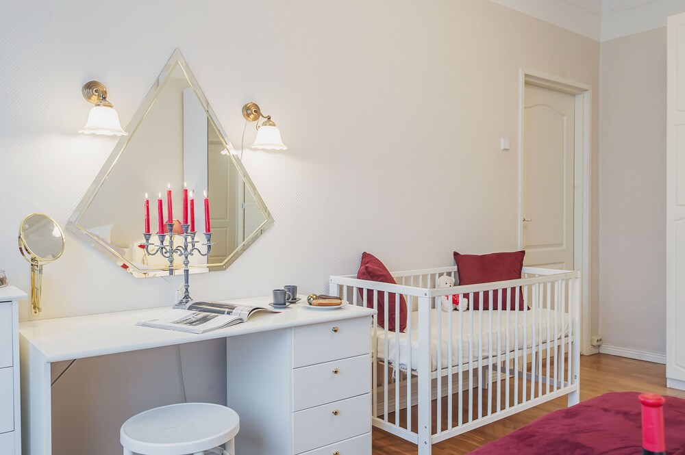 GM Apartment Staropimenovskii 16