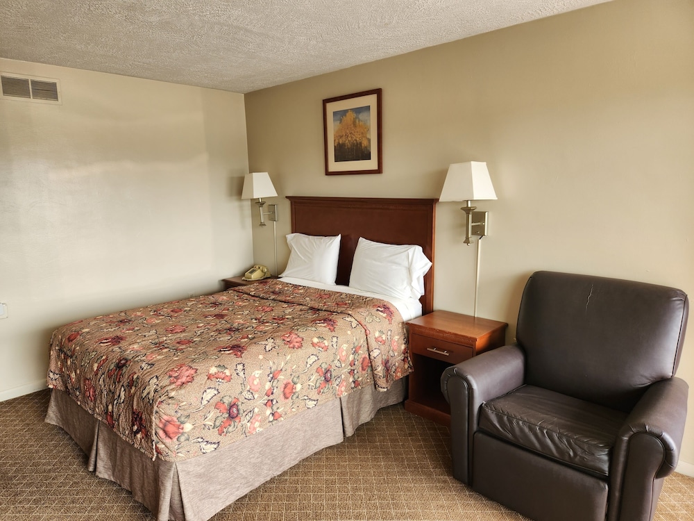 Royal Motel