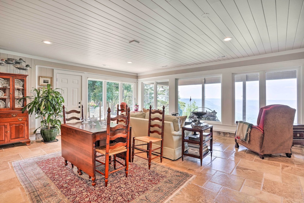 Rising Fawn Home w/ Expansive Mountain Views! view 5