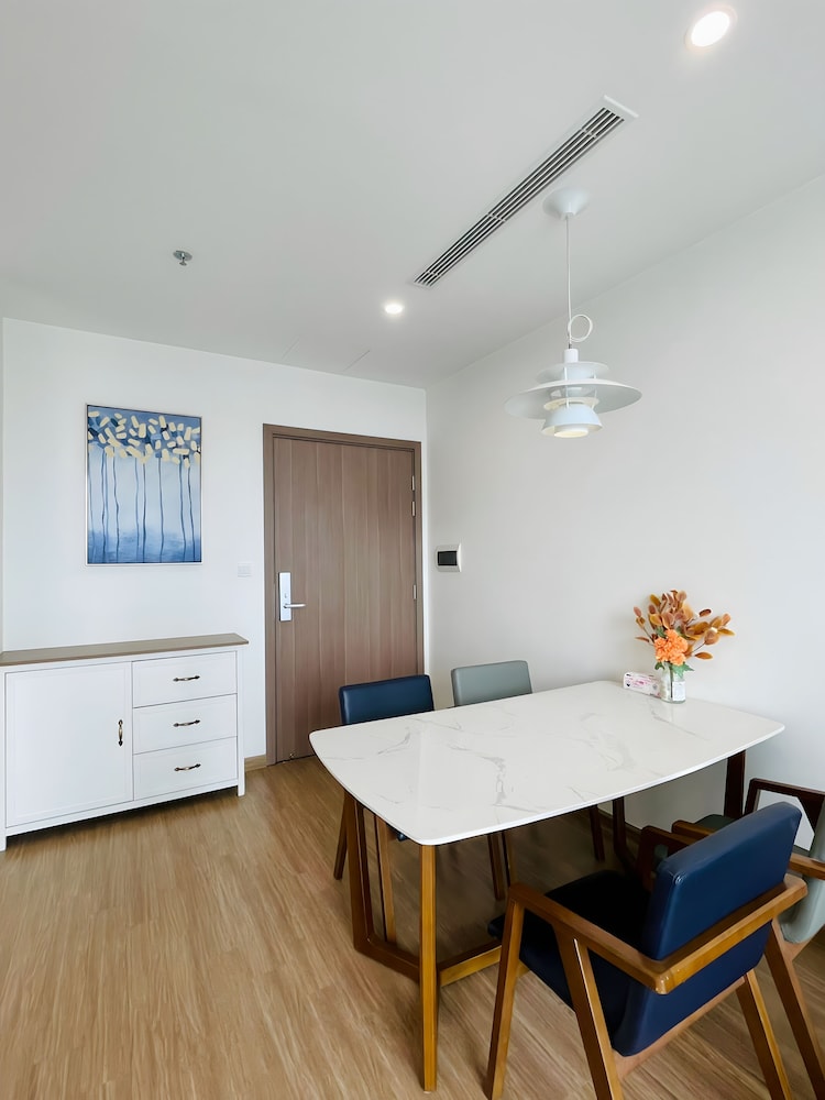 Vinhome SkyLake - Service Apartment