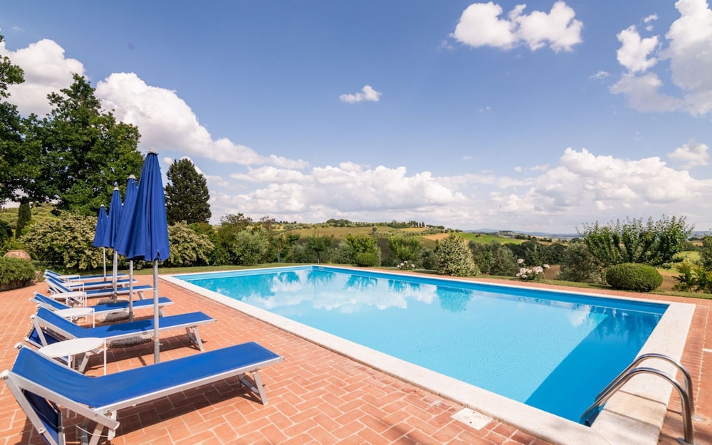 Farmhouse With Exclusive View Between Umbria and Tuscany La Godiola-albizia