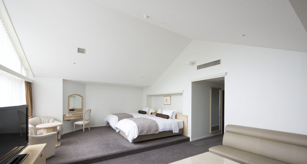 Rusutsu Resort Hotel & Convention 7