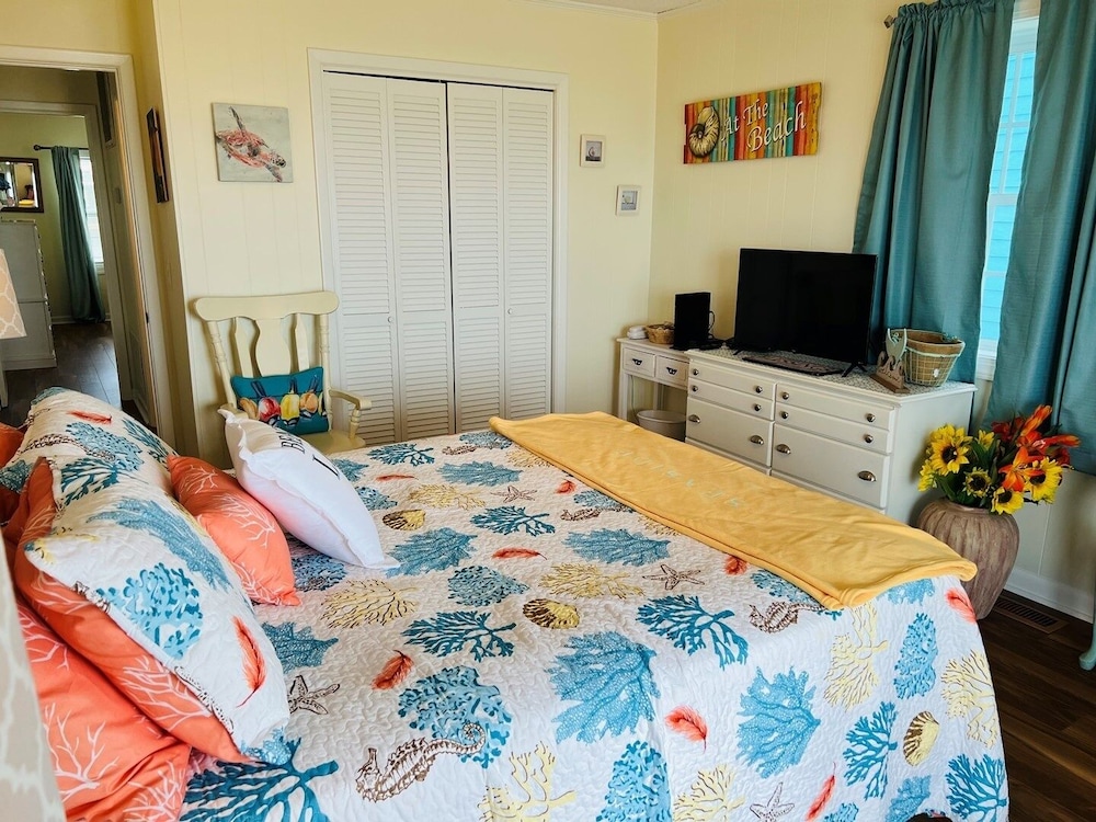 Seaside - 4 Br Home