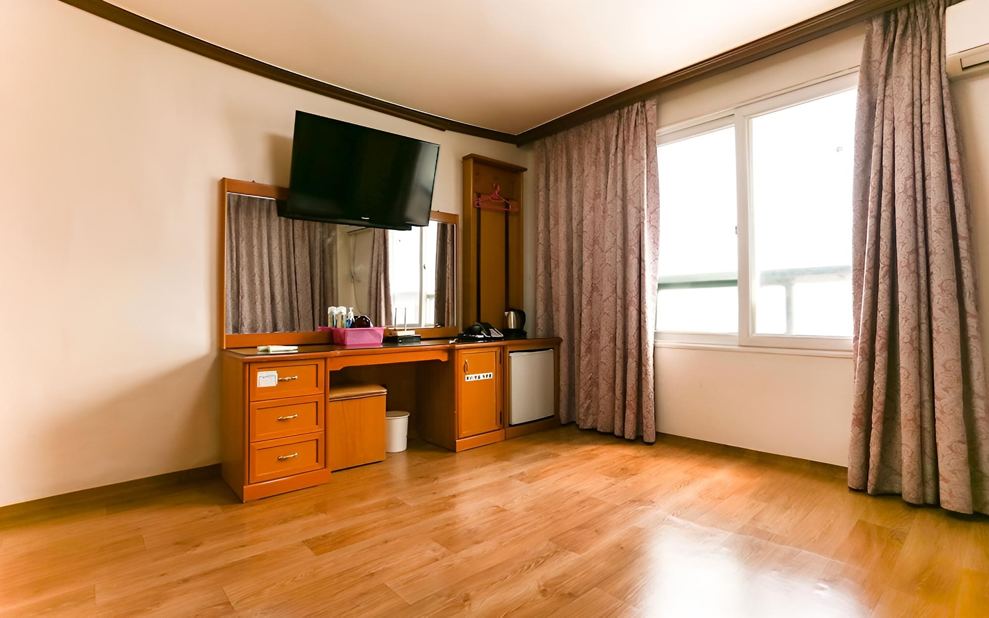 Sokcho Dreamville Motel view 2