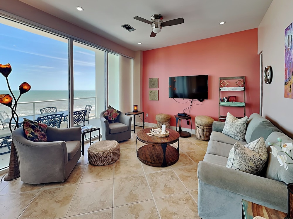 Western Waves by Ryson Vacation Rentals