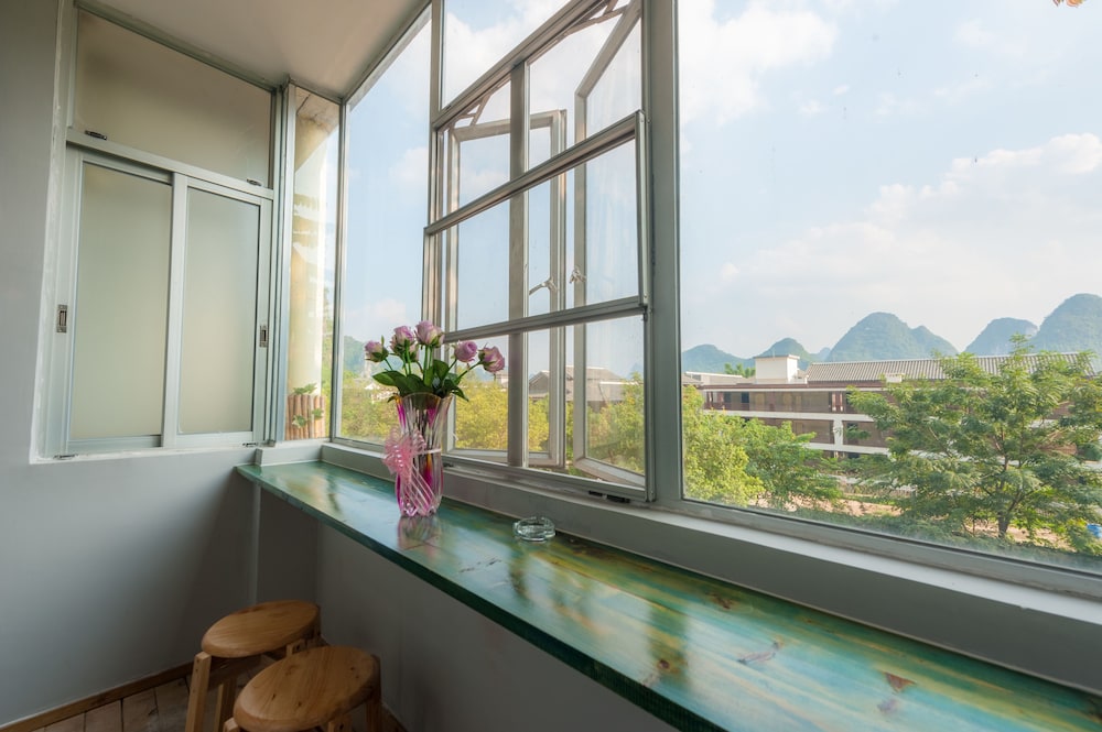 Yangshuo 9 Time Hotel