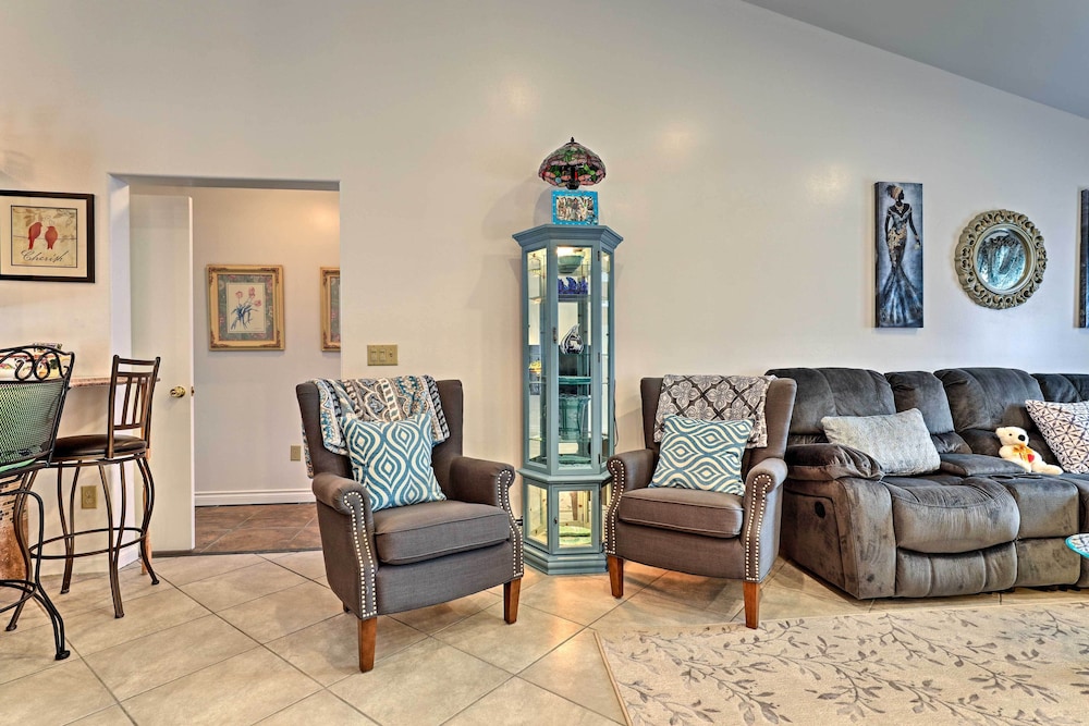 Juneau Vacations - Expansive Getaway  2 Miles to Mendenhall Glacier! - Property Image 41
