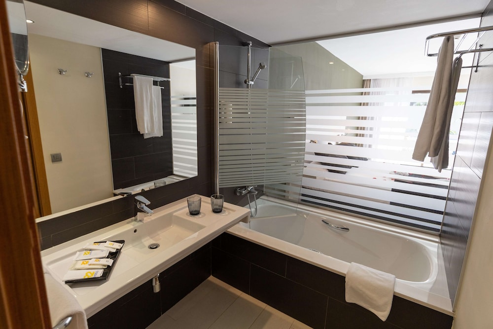 R2 Romantic Fantasia Dreams & Suites Hotel – Adults Only - All inclusive