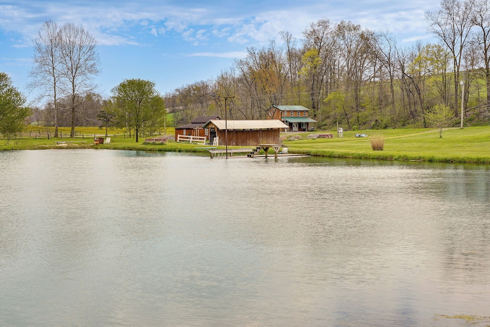Rustic Mount Perry Cabin Near Fishing Pond  Farm - Property Image 1