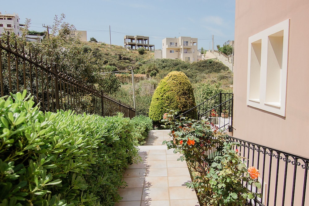 Perla Cozy Apartment near beach
