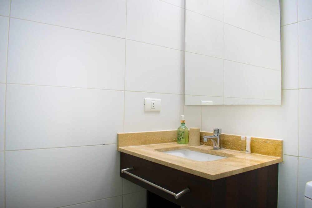 Lotus Blanc Studio- w Mountain View Pool and Gym