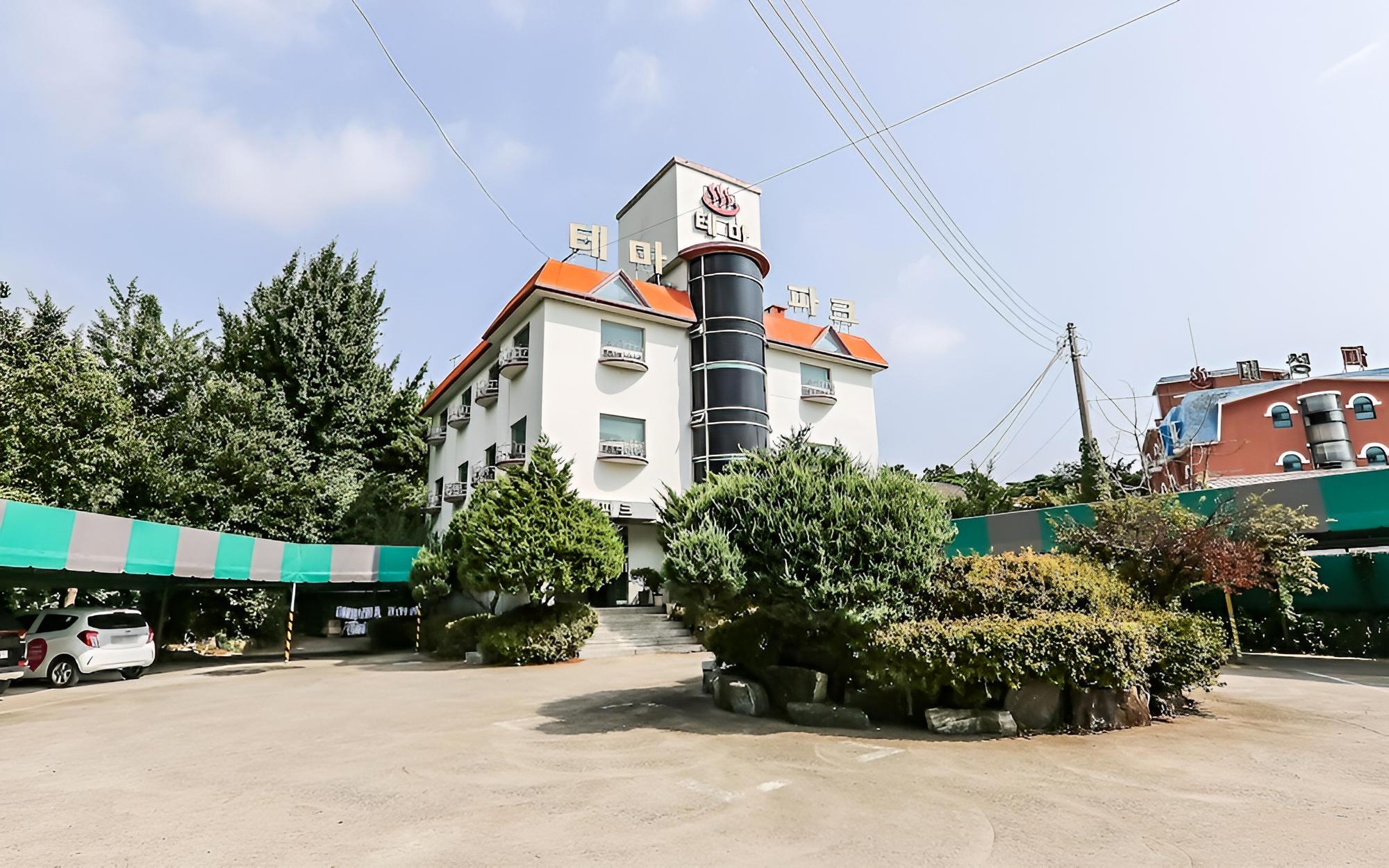 Asan Theme Park Motel view 5