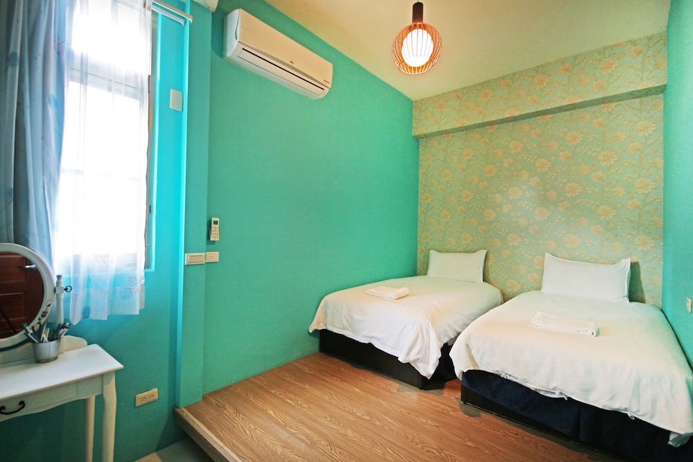 Oscar Guesthouse view 2