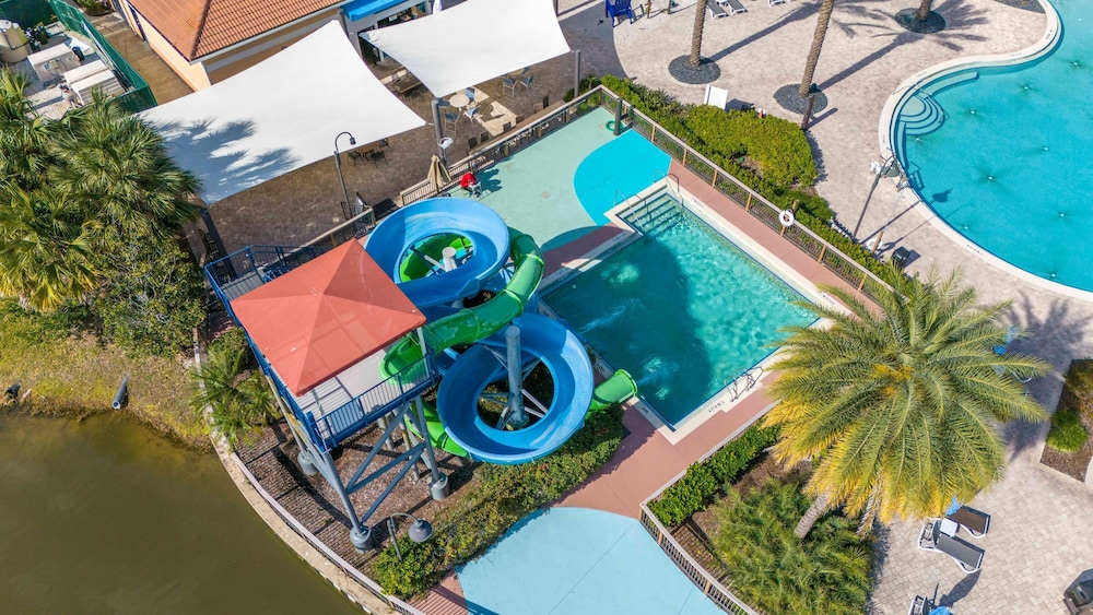 Cozy 3BR Regal Oaks Close to Disney