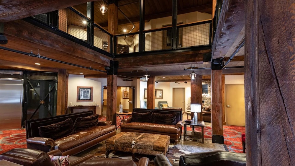 2 Bedroom Condo with Spa - Silver Baron Lodge 2 Condo