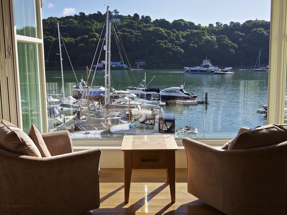 22 Dart Marina