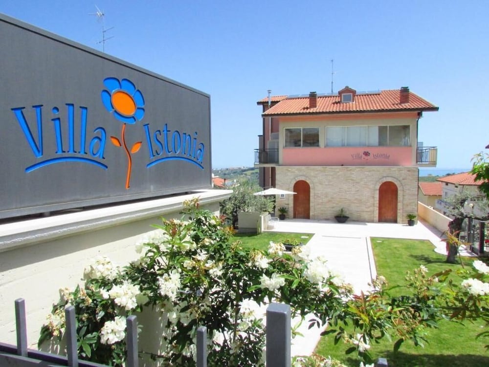 Villa Istonia