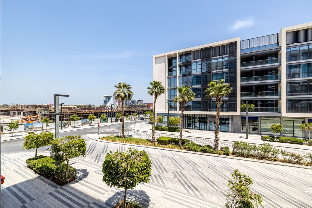 DHH - Citywalk Building 12