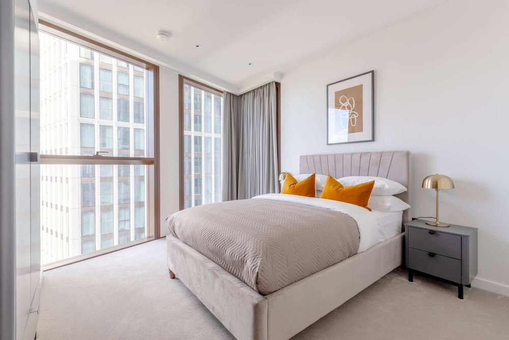 Luxurious 3BD Flat by the River Thames - Vauxhall