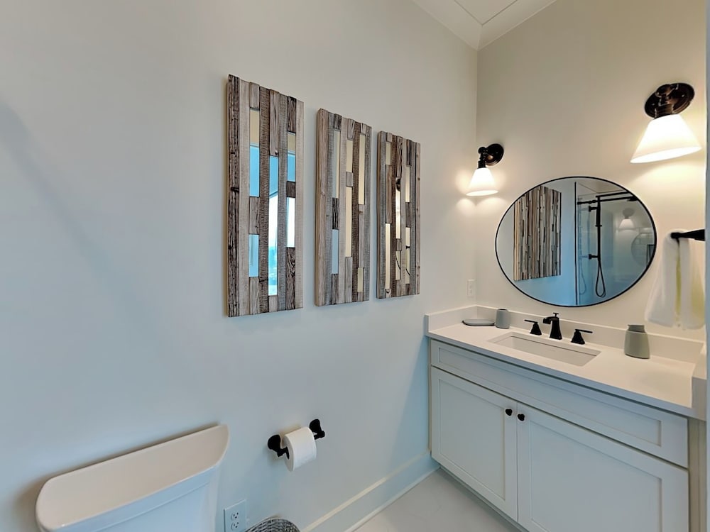 Viviana #10 by Southern Vacation Rentals
