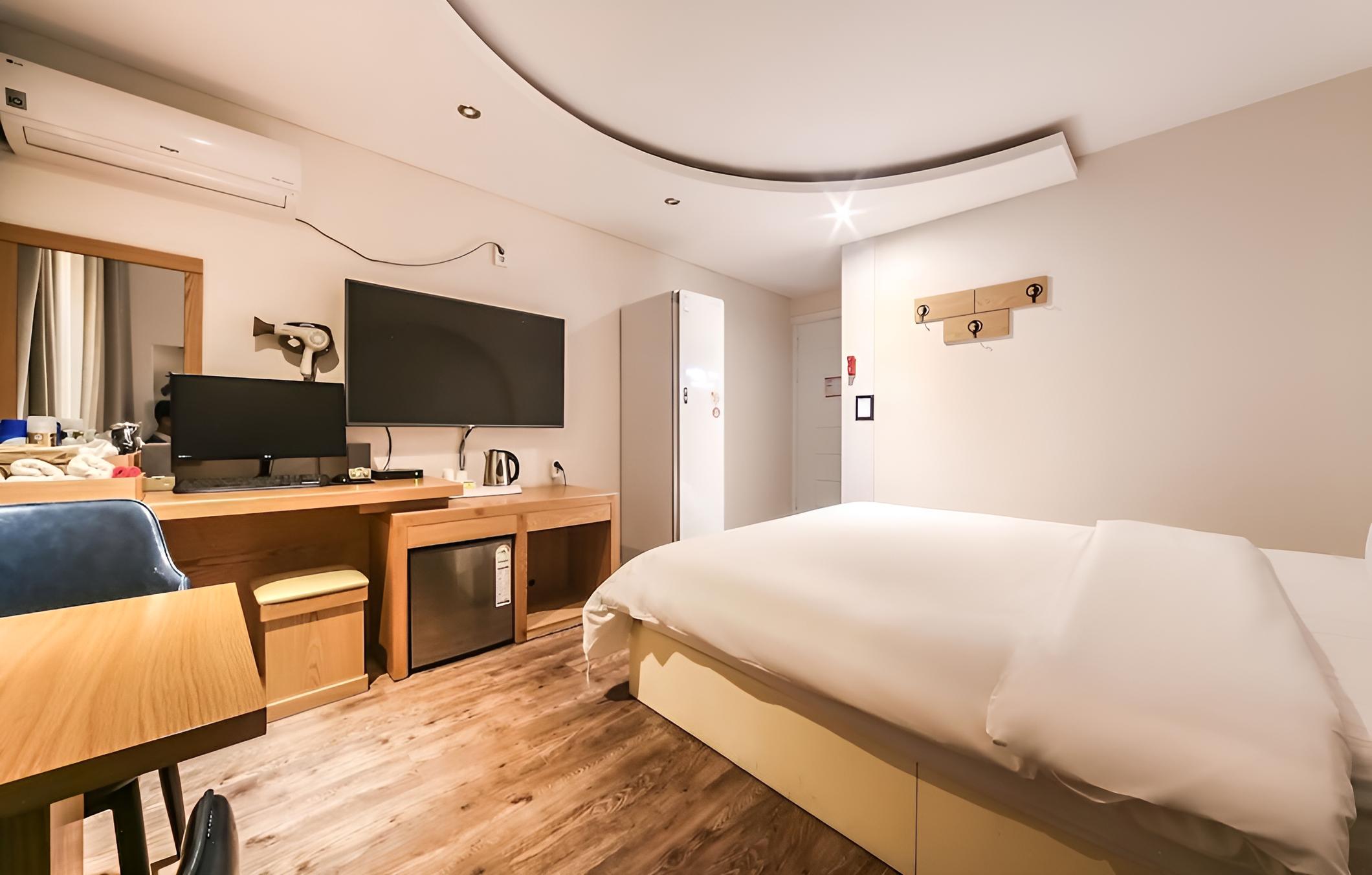Daejeon Yuseong May Hotel view 2