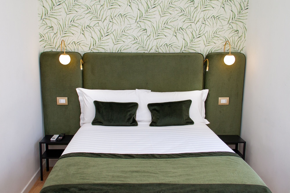 Home at Rome Vatican Suites