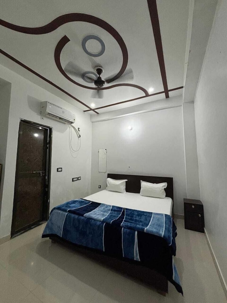 Radhe Ji Home Stay