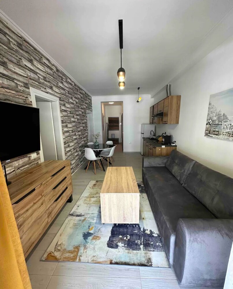 Saranda Exclusive Apartment 2