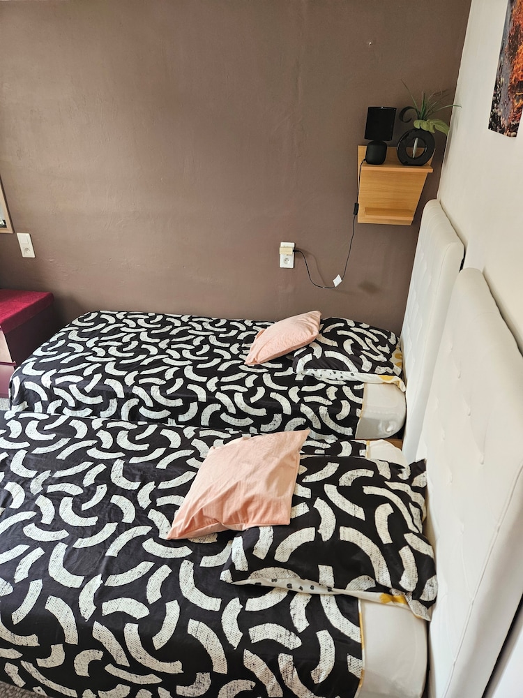 Chambre 2 lit simple avec balcon