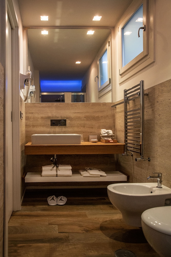 Santo Stefano Luxury Rooms