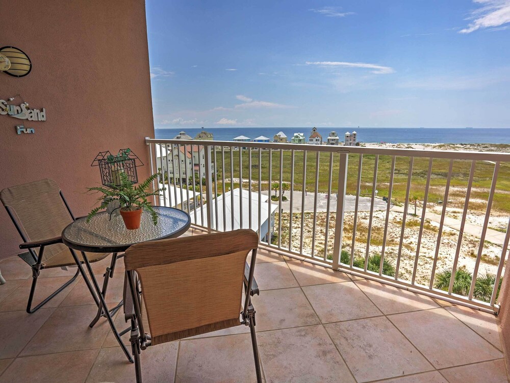 Gulf Shores Condo w/ Ocean View, Near Fort Morgan view 5
